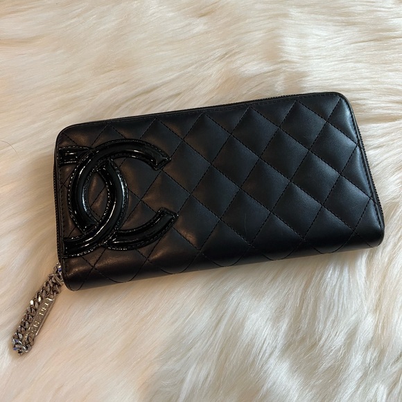 Authentic Chanel Zip Around Wallet Quilted Lambskin Black Wallet - Picture 3 of 10